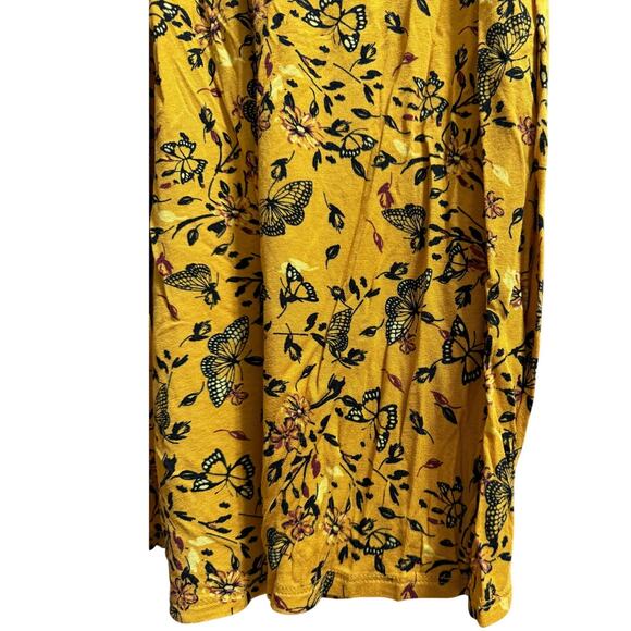 Torrid Yellow Floral & Butterfly Sleeveless Blouse - Size 00 (Medium) - Picture 5 of 6